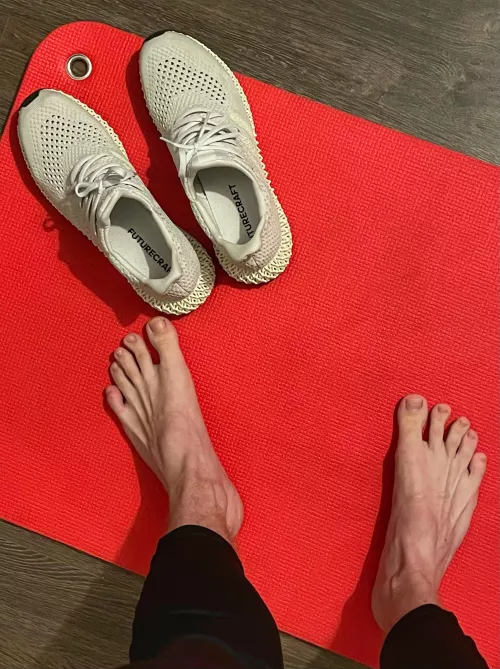 The workout got me a little sweaty by AbrocomaOk6011