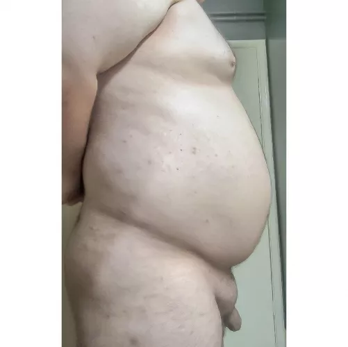 #TheLifeOfChub I thought I’d give you handsome guys something to drool over ☺️😌 by Other_Cockroach_8536