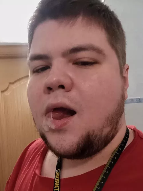 There is always room for cum behind my chubby cheeks by yuri-k_chub