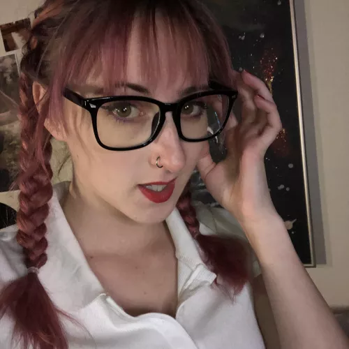 There won’t be much teaching going on when we are together, I’m definitely a sub and I’ll do whatever you’d like by kelsihazexo