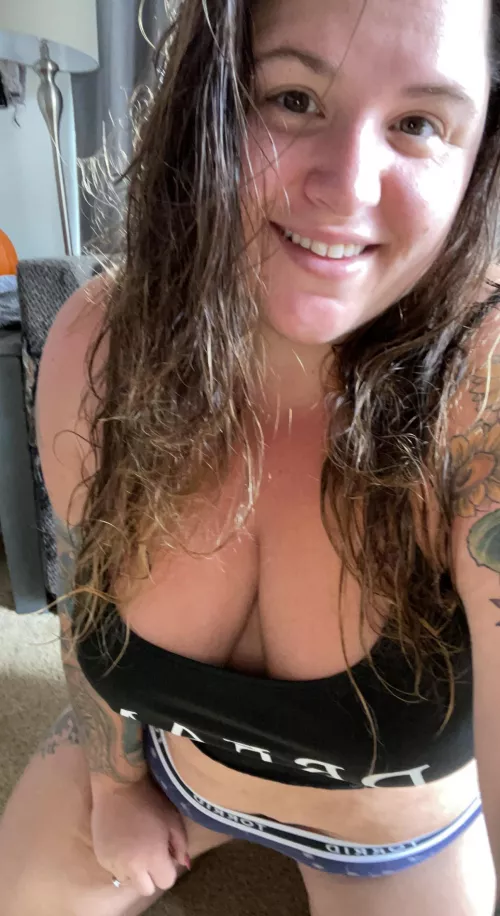 these are an incredible pair , send a chat if your interested to see them by handful_heather420