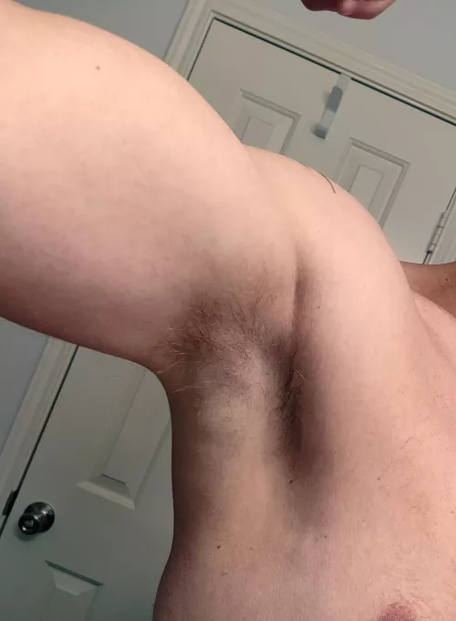 These basic pics don't get old for me 🥴 by BoredDude782