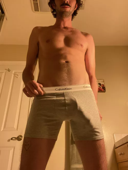 these briefs are gettin kind of tight… by gentlegiant12345