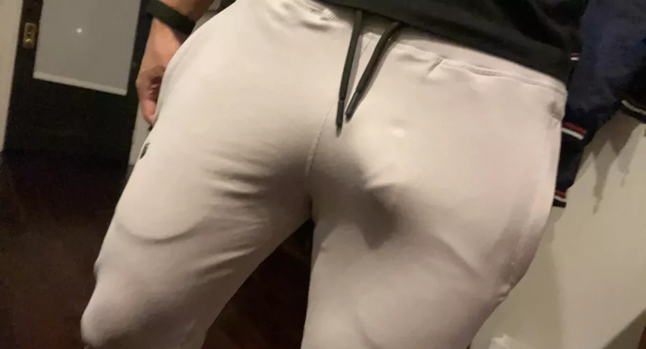 These sweats might be a little tight. by Remyright