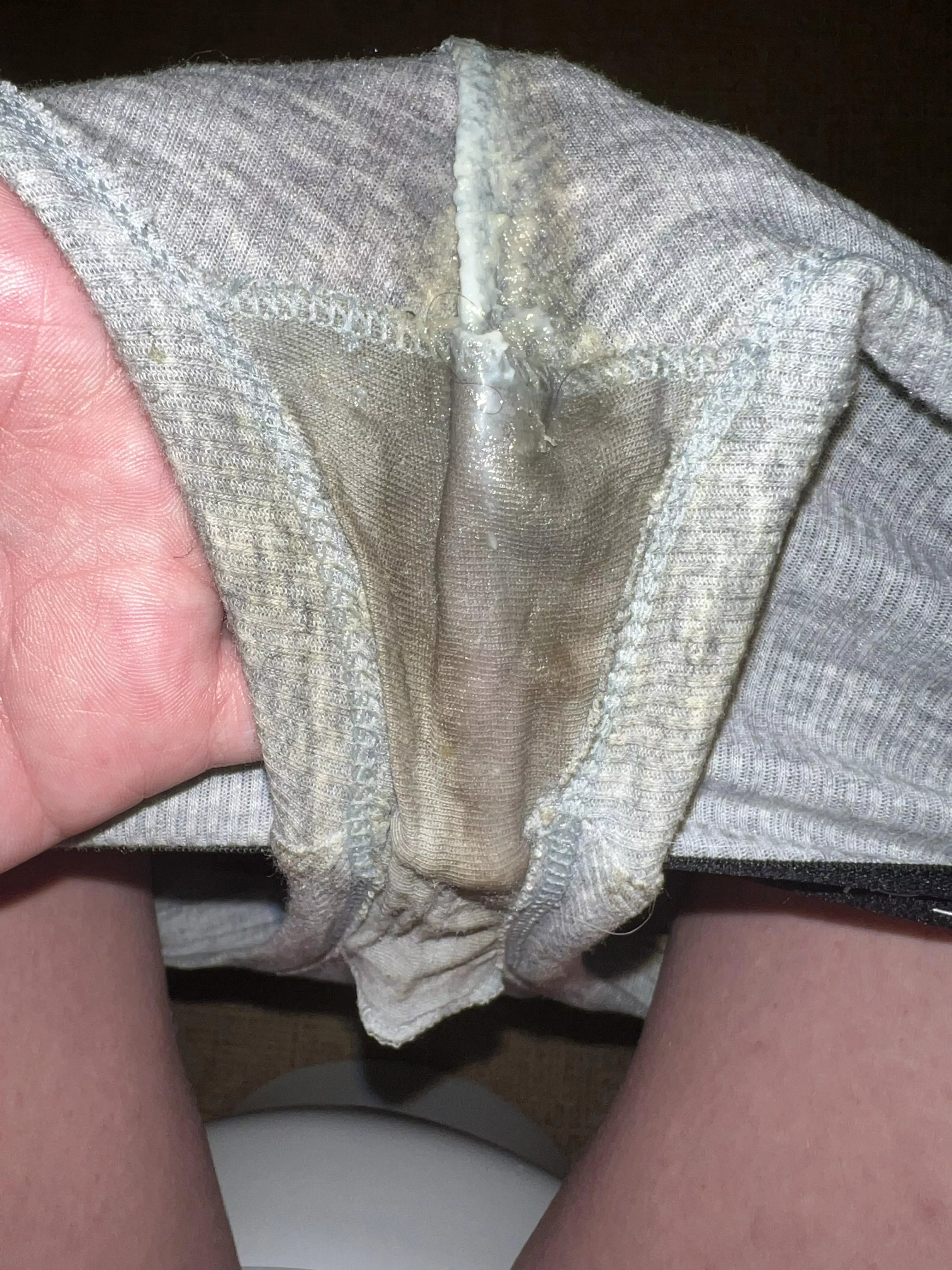 These were some of the nastiest panties I’ve made, worn for 4 days and they were sticking to my lips 😅 posted by favlilangel