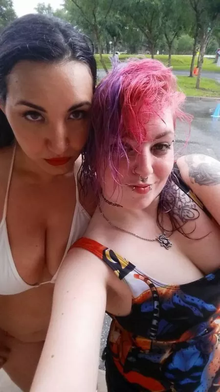 They are both huge...but that look says it all! by DrRenatoFrustratus