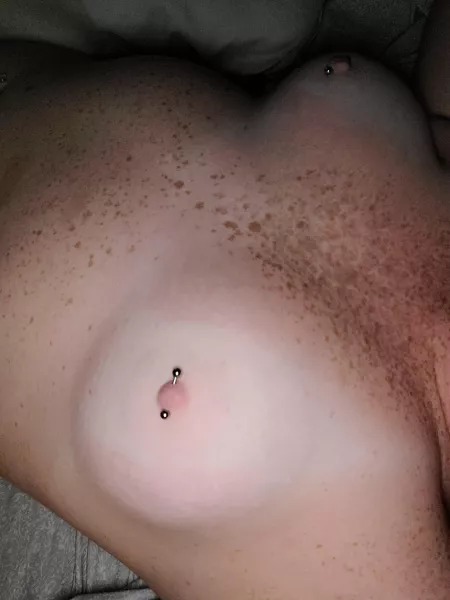 they could use a few hickeys by freckledxxfreak