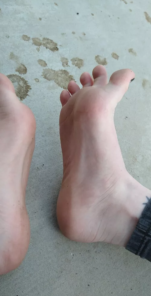 They got a little dirty today! (dms open) by feetiecutie