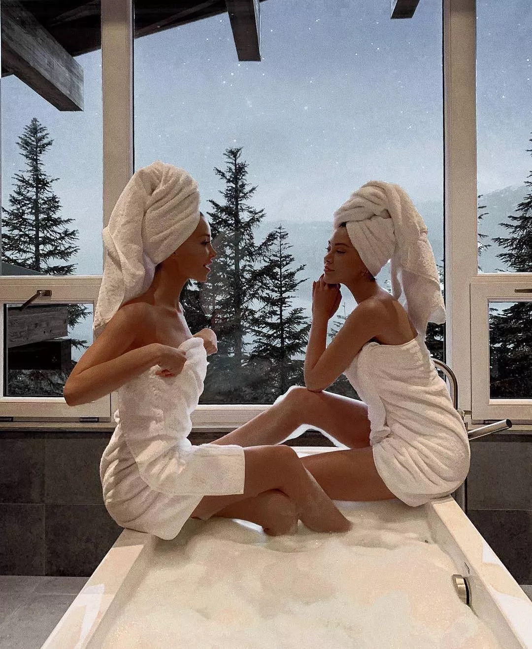 They have the tub too full! posted by luv_2_race