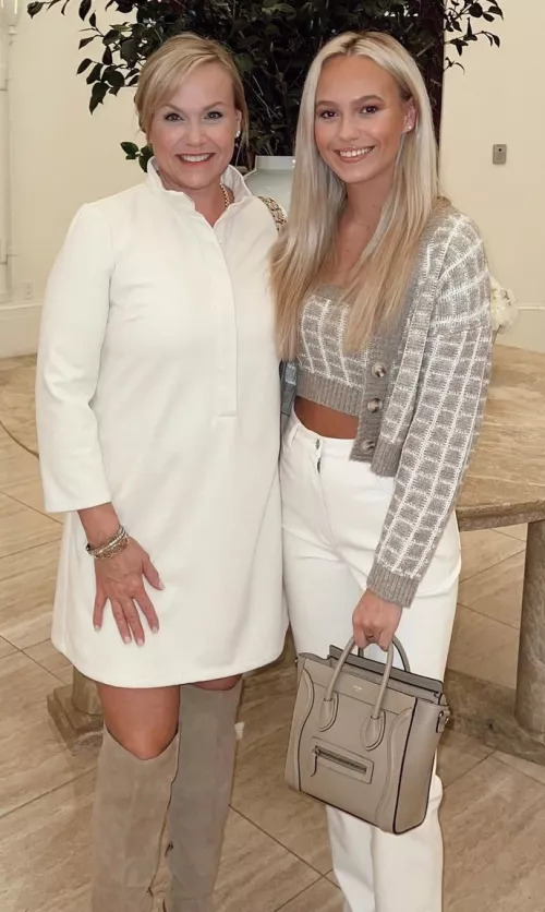 They love compliments by GroundbreakingMeat18