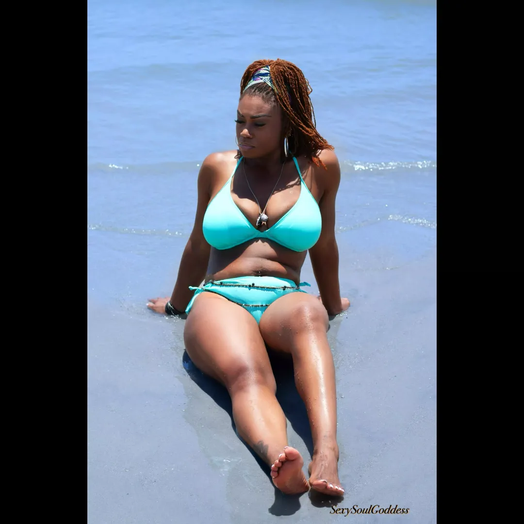 They say you have to be naked to get a response in here but I think this is just as sexy, especially at 41. #Goddesvibes posted by SexySoulGoddess