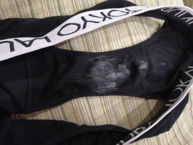 they smell perfect by Bubblegum_flower