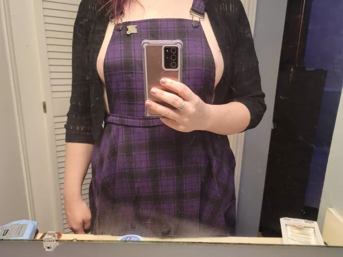 [they/her] i hope nothing slips,,, by enbynaughty