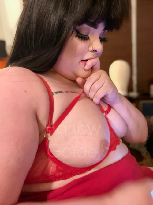 They're getting a bit of help from this bra ❣️ by HarlowGolde