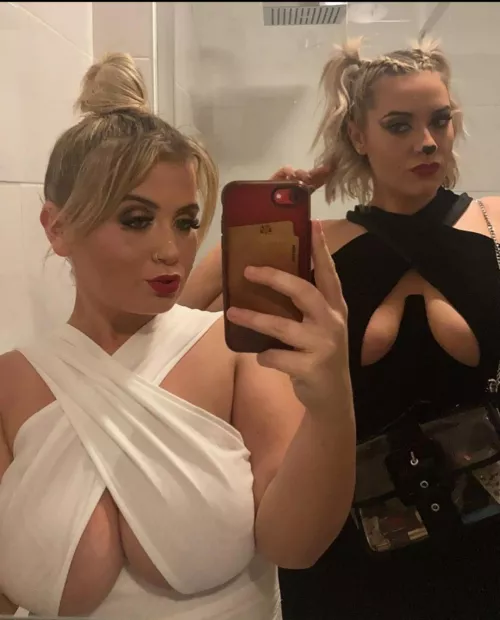 They're having a titty battle by BoobsRJustGreat