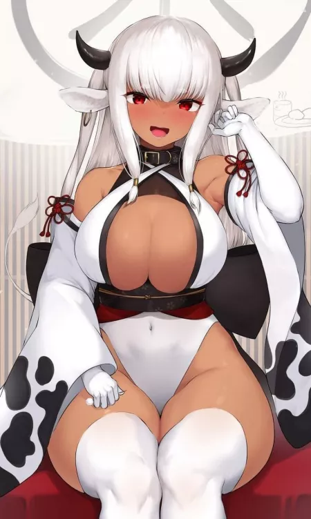 Thicc, tanned hips & thighs + white Thigh-highs are so sexy by Henthigh_Senpai