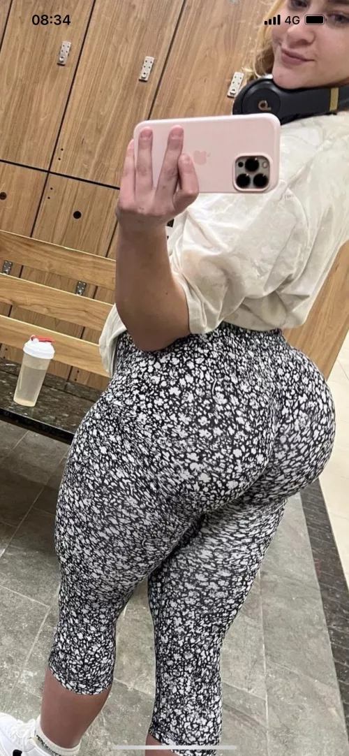 Thiccccccccc by Melon1990