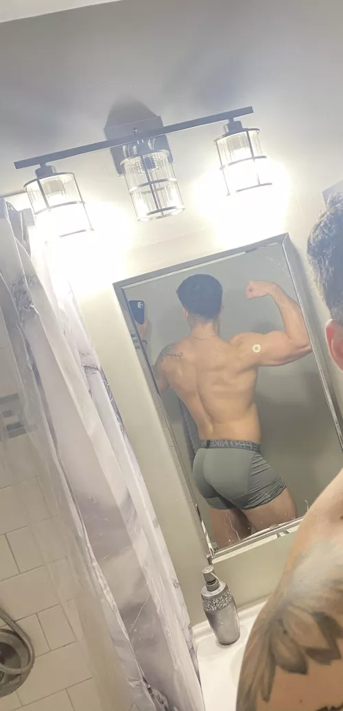 Thicccums🥰 by DaddyDd10