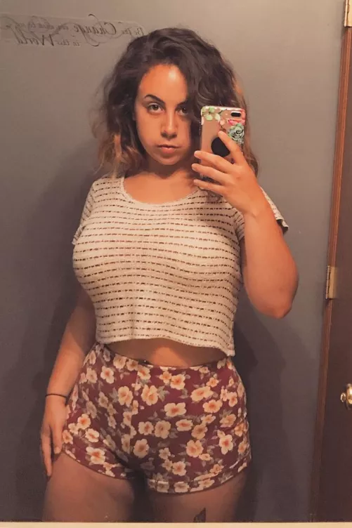 Thick and Busty by Protonomicon