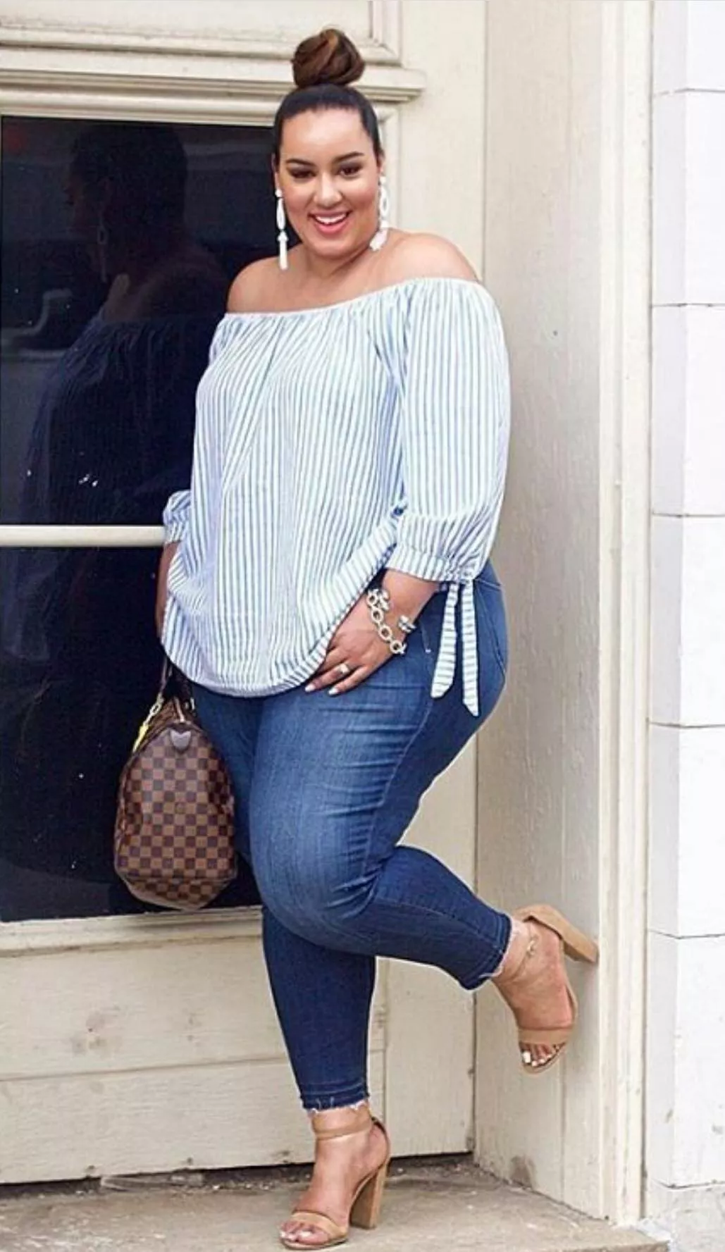 Thick and Sexy posted by LasherDeviance