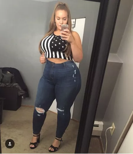 Thick and tall by LasherDeviance