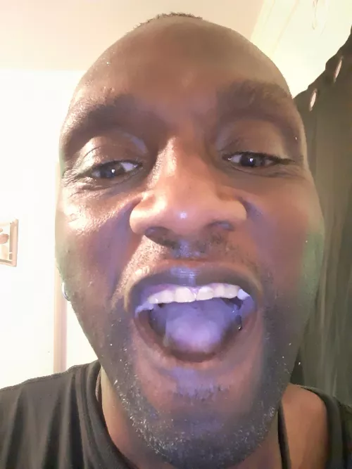 THICK CREAMY CUM COATED TONGUE. by ikravekum