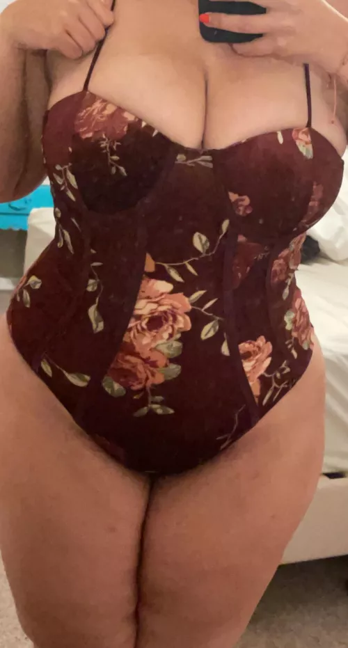 Thick Egyptian BBW by LilaGrey1986