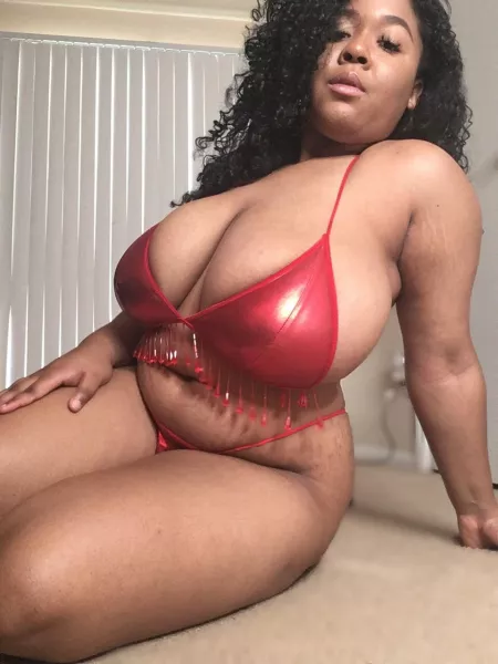 Thick girls give the best head by celsweeet