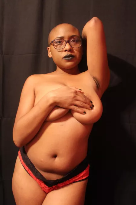 Thick Goth ready for Spooky Season by AmethystMoon101