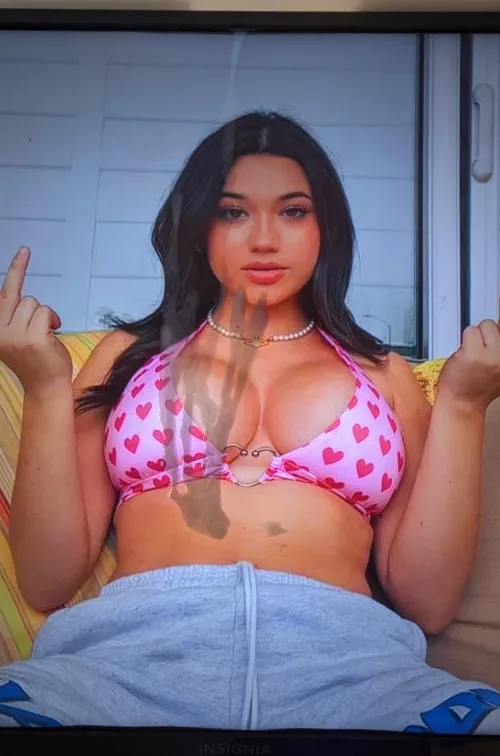 Thick load for Sofia 💦🥵🖕 by paki_rod_tribs