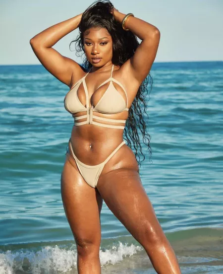 Thick Meg by TrannyHunterWorld