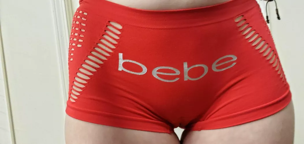 Thick thighs and a small prize by curiousfuncple