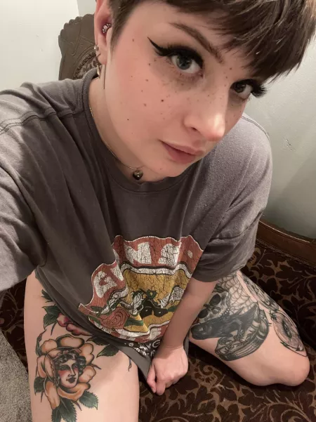 Thick thighs plus tattoos by vintage_vogue