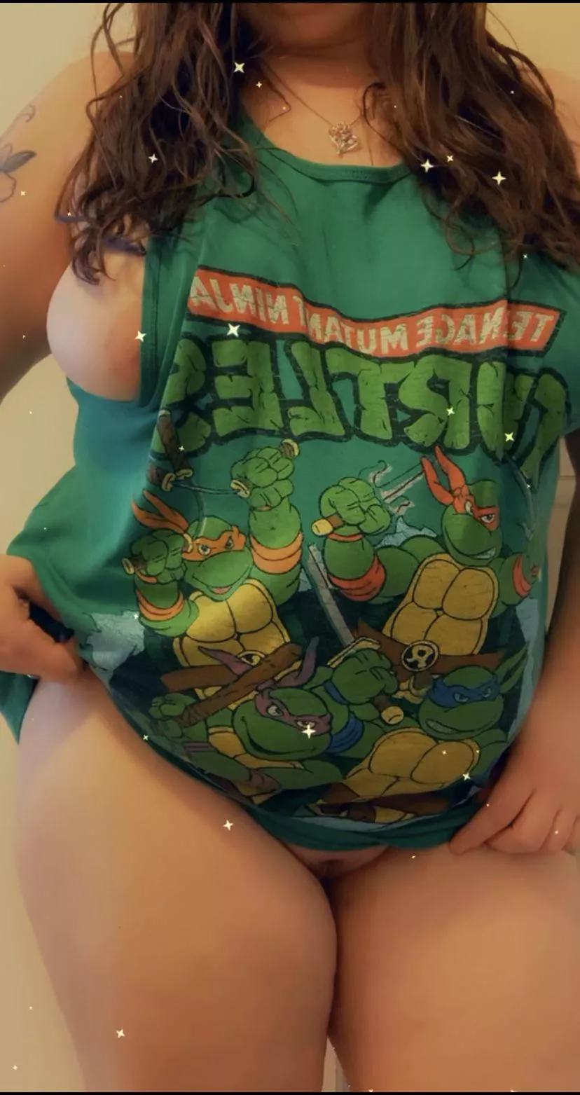 Thick thighs save lives 🤤 posted by _watuluv696_