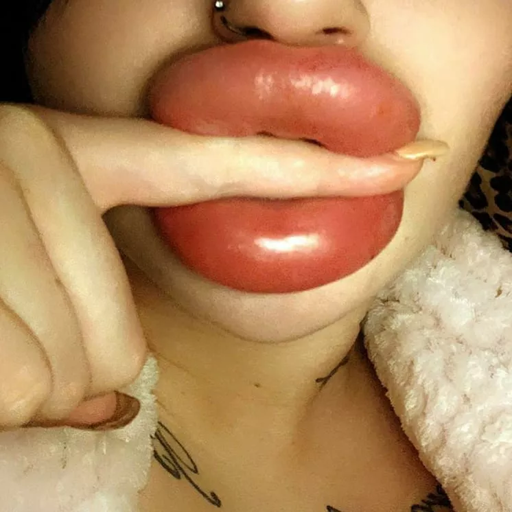 Thicker than Finger posted by gosterime