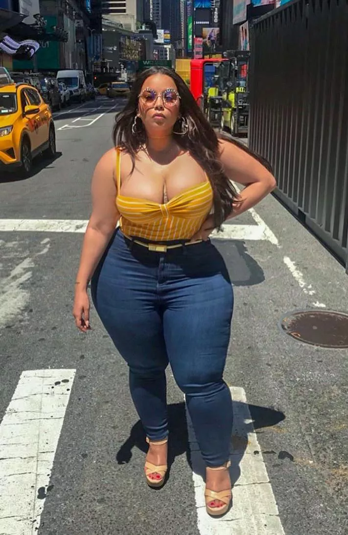 Thigh Crusher posted by daviddontcare