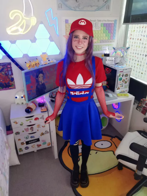 thigh highs with my mario cosplay 🤗❤️ by lilfakegamer