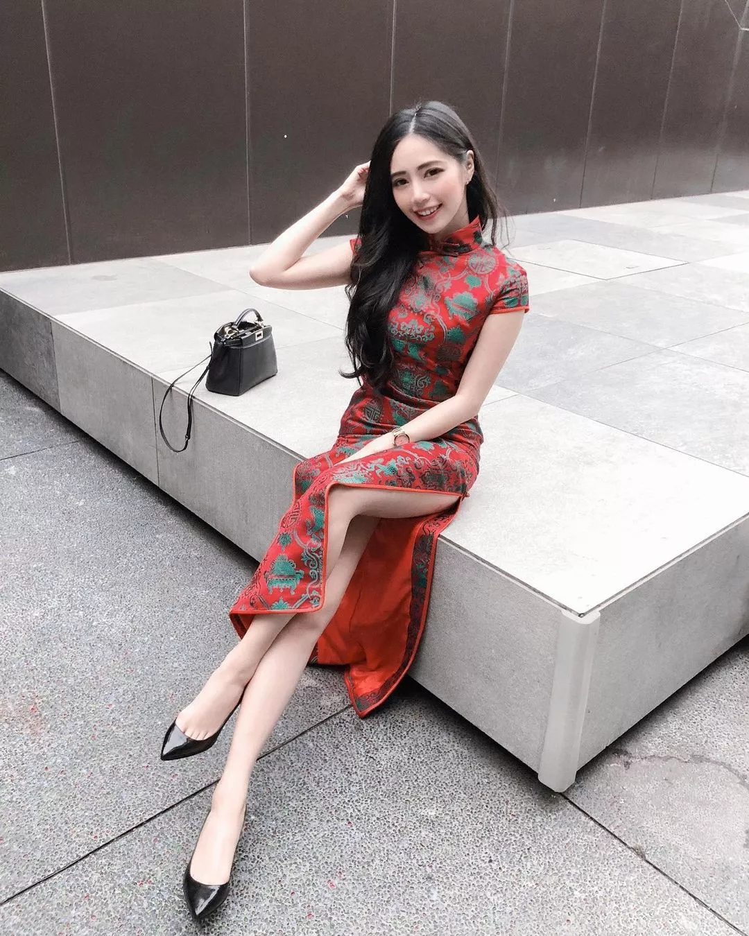 Thigh peek posted by Comfortable_Clock180