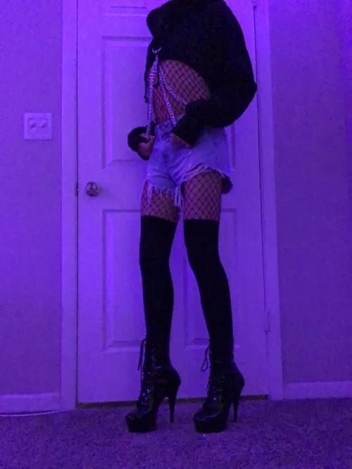 thighs save lives ♡ by AnxiousShade