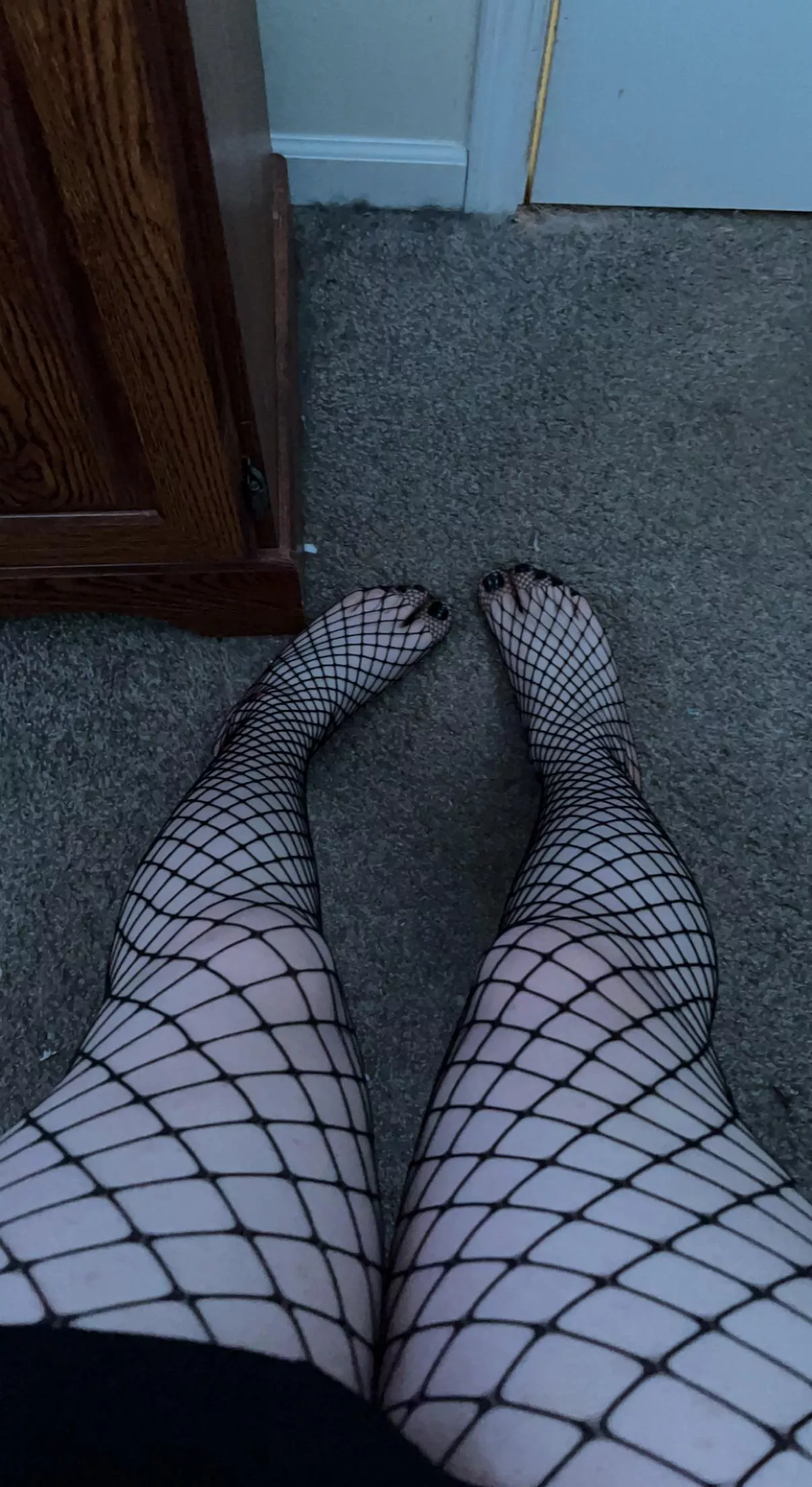 Thighs thighs thighs! posted by SleepyNeoo