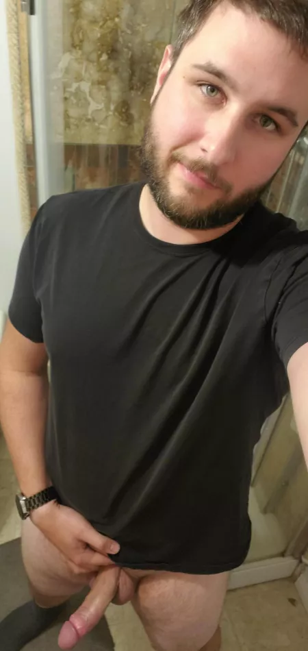 Think I'm going to play with myself and go to bed. Welcome to join 😋 by slimslam_spaceman