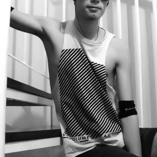 Think it's the first time I post here so HELLO ! by aboyartnuding