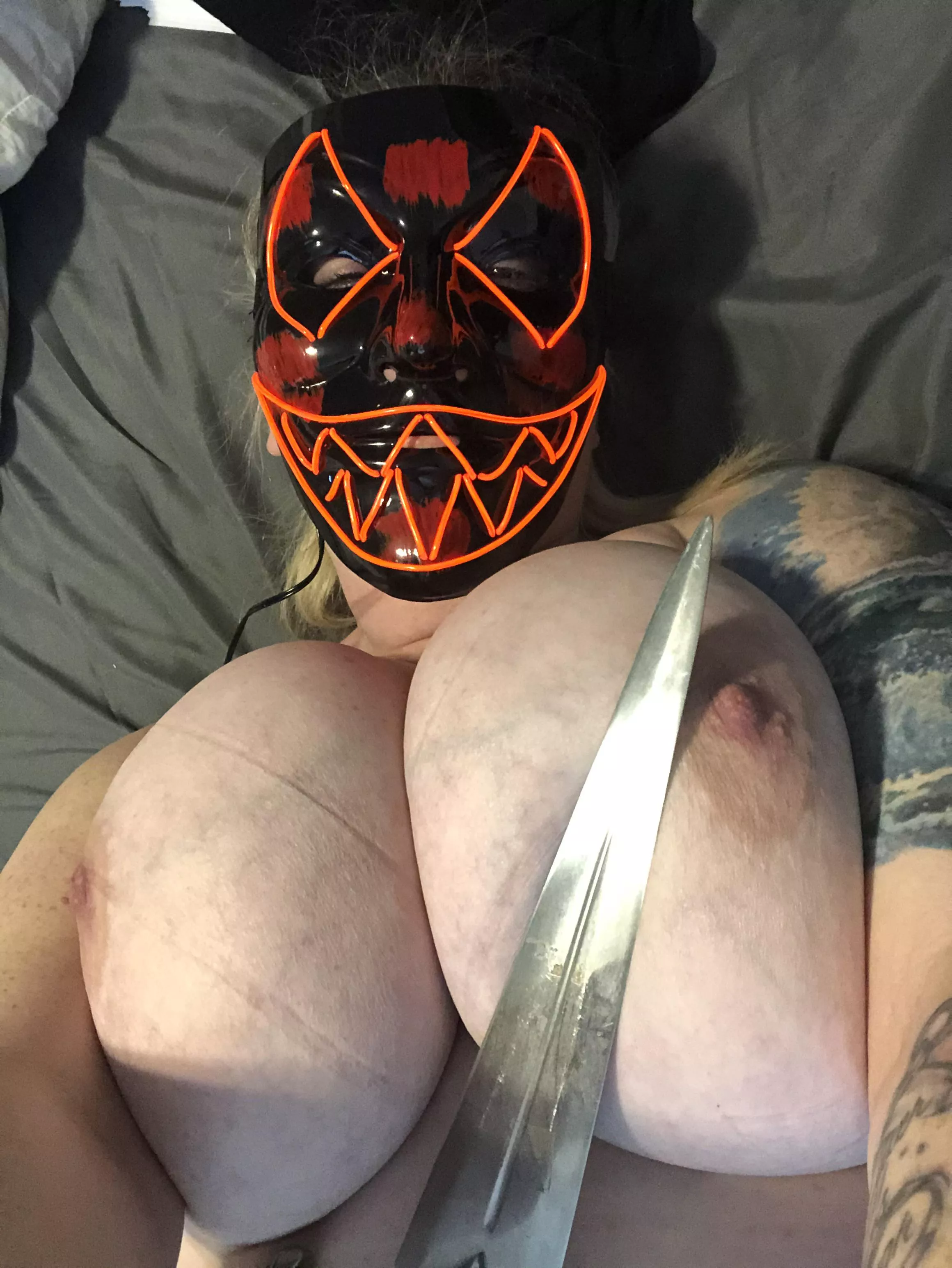 Think she’s ready for Halloween trading on kik posted by jack198516