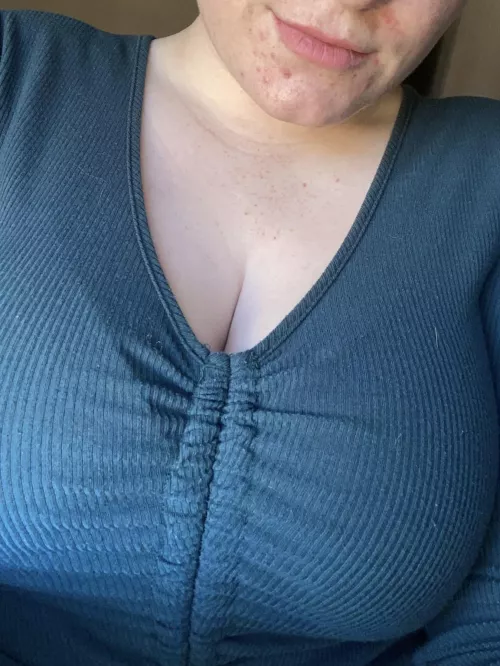 Think the sweater could be smaller by Strikingmasters