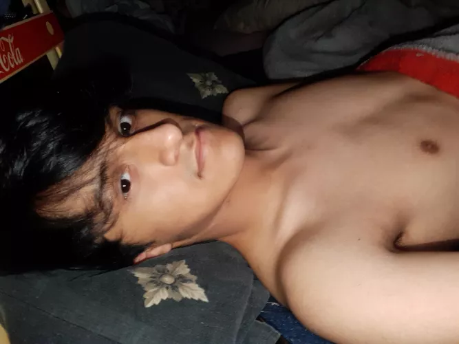 Think this came out good before bed, anyone like to cuddle me? Never cuddled before 😅 by AlexRam05