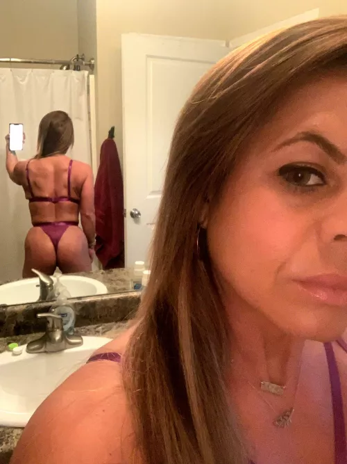 Think this is gonna fit in my jeans today? by lola_victoria