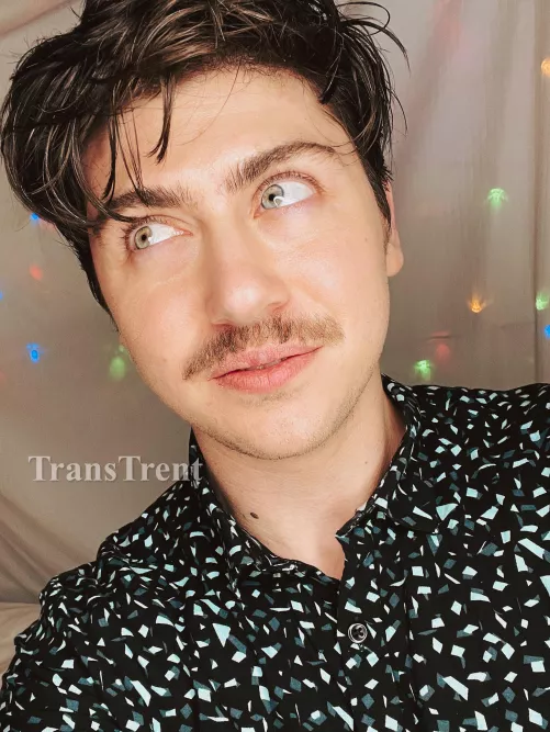 Thinking about what I’m gonna play tonight cause I have nothing else to do lol