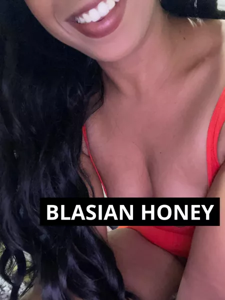 This Blasian wants dick! Don’t let the cute face fool you 👅😈 by Honeyslimthick