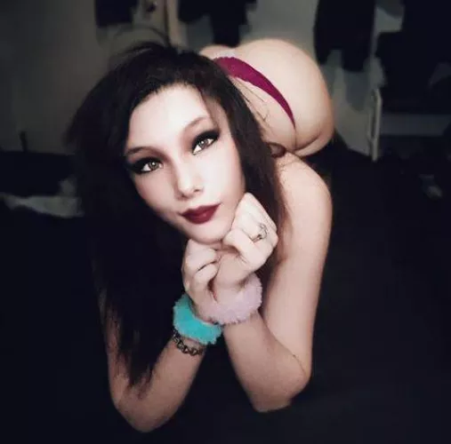 This booty won't spank itself 👅 by Scarletbooty23