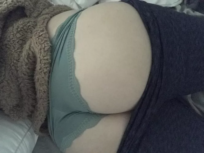 This butt got catcalled today at the bank by Rose_Gallene